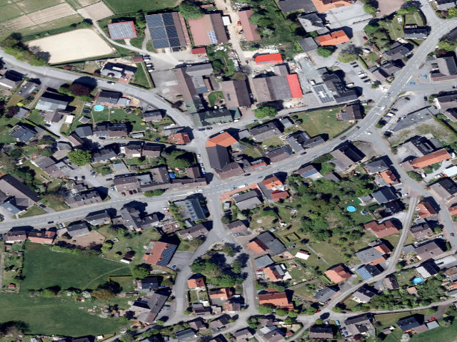 Wohn-/Geschäftshaus in Warstein, Suttrop