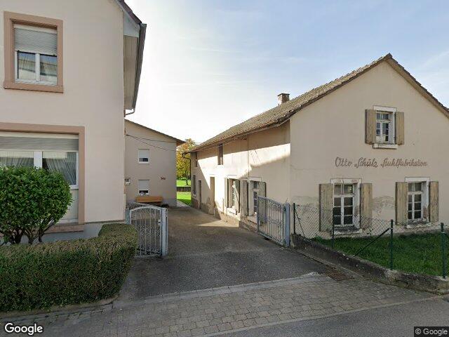 Zwangsversteigerung: Einfamilienhaus, Einfamilienhaus in Ettenheim