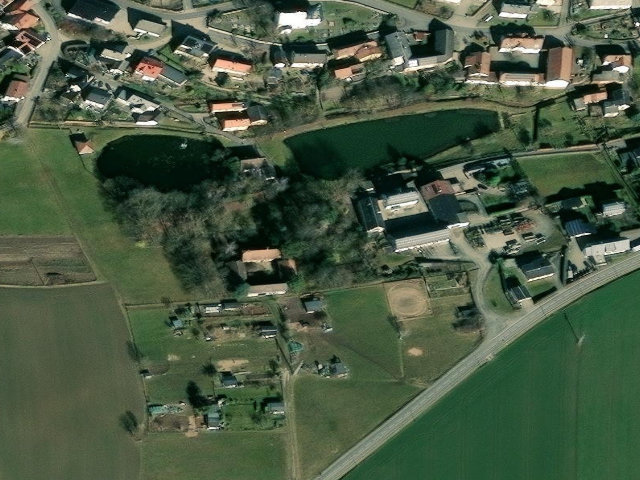 Gebäude in Linda bei Weida