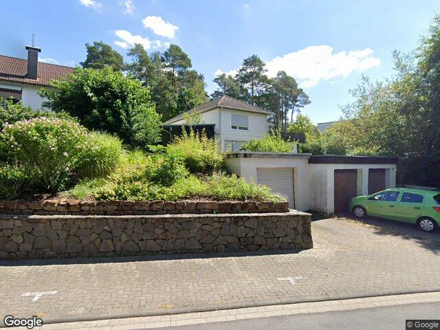 Zwangsversteigerung: Einfamilienhaus, Garage in Erlenbach