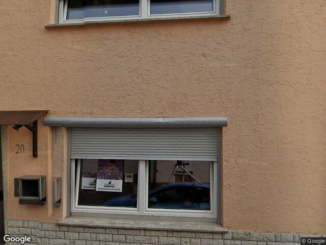 Zwangsversteigerung: Wohnhaus mit diversen Nebengebäuden in Wiesthal