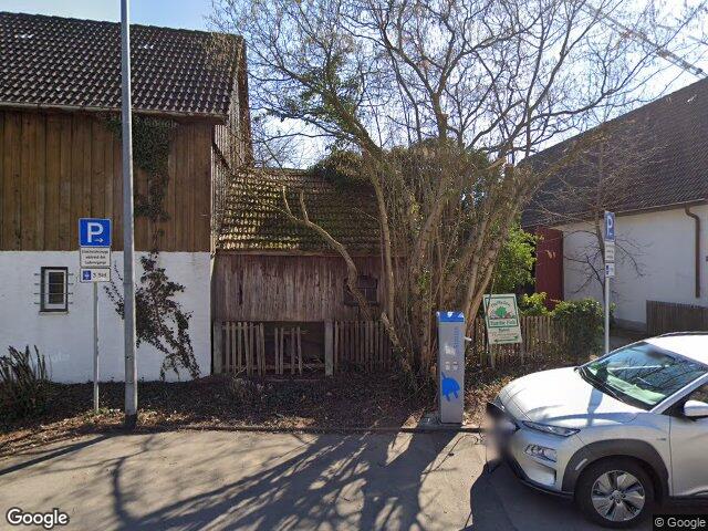 Zwangsversteigerung: Doppelhaushälfte, Garage in Neu-Ulm
