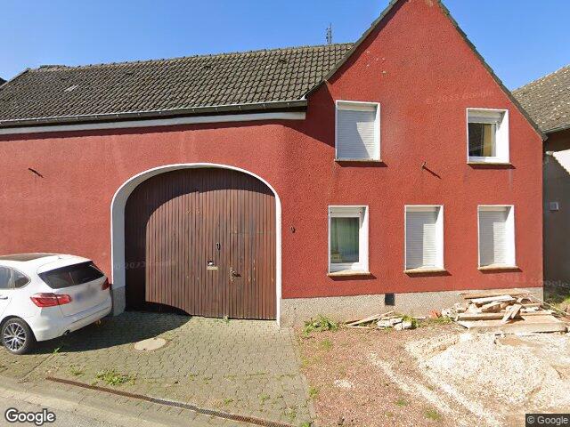 Zwangsversteigerung: Einfamilienhaus, Nebengebäude in ;Heinsberg;Waldfeucht, Waldenrath