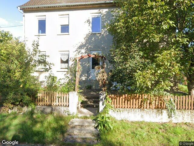 Zwangsversteigerung: Einfamilienhaus, Garage in Bibertal-Silheim