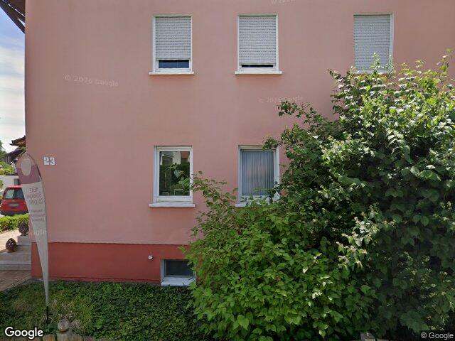 Zwangsversteigerung: Zweifamilienhaus, Garage in Sulzheim-Alitzheim