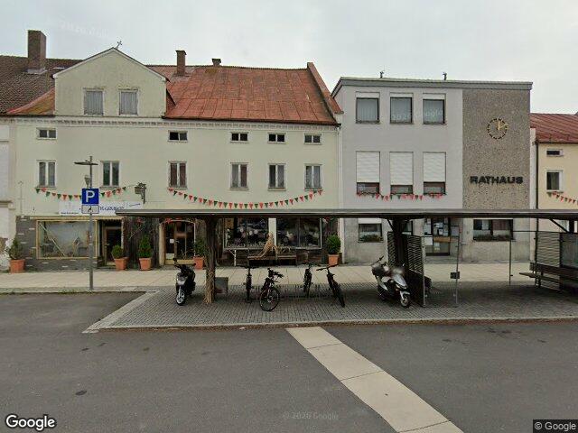 Zwangsversteigerung: Wohn-/Geschäftshaus in Wurmannsquick