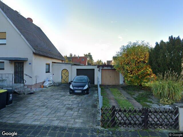 Zwangsversteigerung: Einfamilienhaus, Garage in Nürnberg, Gibitzenhof