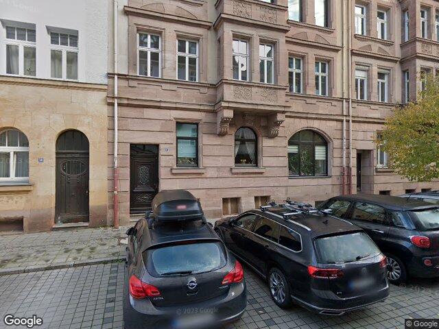 Zwangsversteigerung: Eigentumswohnung (ab 5 Zimmer) in Nürnberg, Gärten h. d. Veste
