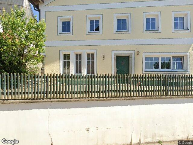 Zwangsversteigerung: Doppelhaus in Untergriesbach