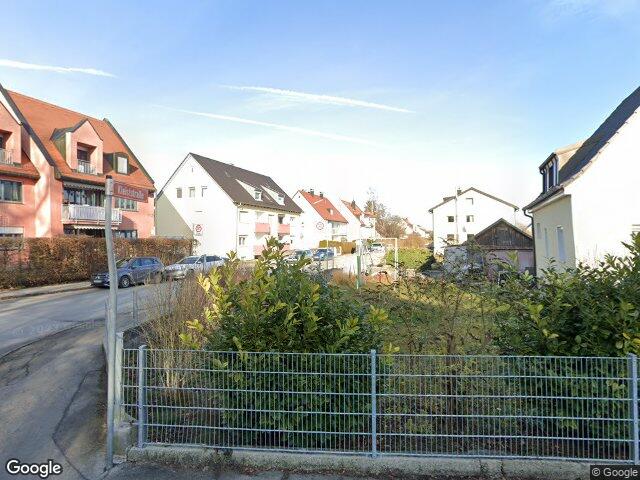Zwangsversteigerung: Eigentumswohnung (3 bis 4 Zimmer), Kfz-Stellplatz (Tiefgarage) in Dachau