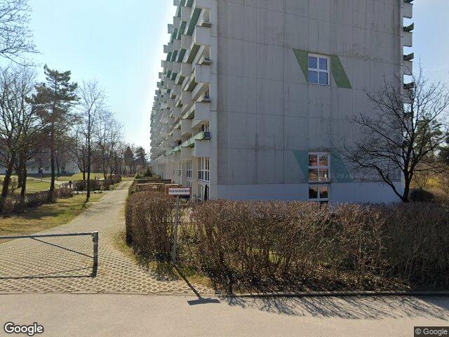 Zwangsversteigerung: Eigentumswohnung (3 bis 4 Zimmer), Kfz-Stellplatz (Tiefgarage) in Kempten