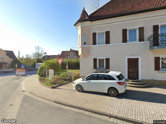 Zwangsversteigerung: Einfamilienhaus in Kleinlangheim