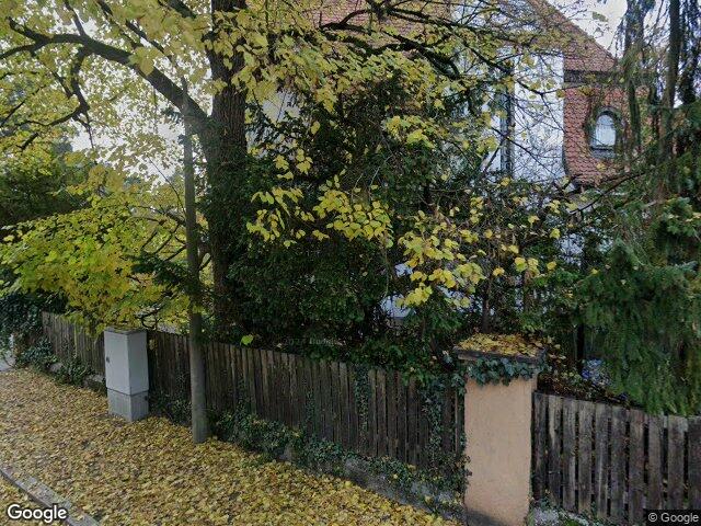 Zwangsversteigerung: Eigentumswohnung (1 bis 2 Zimmer) in Nürnberg, Mögeldorf