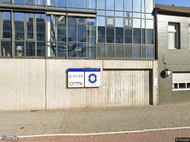 Zwangsversteigerung: gewerblich genutztes Grundstück (Bürogebäude), KFZ-Stellplätze in Köln, Weiden