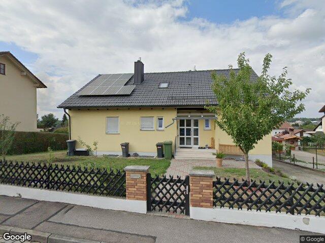 Zwangsversteigerung: Einfamilienhaus in Maxhütte-Haidhof