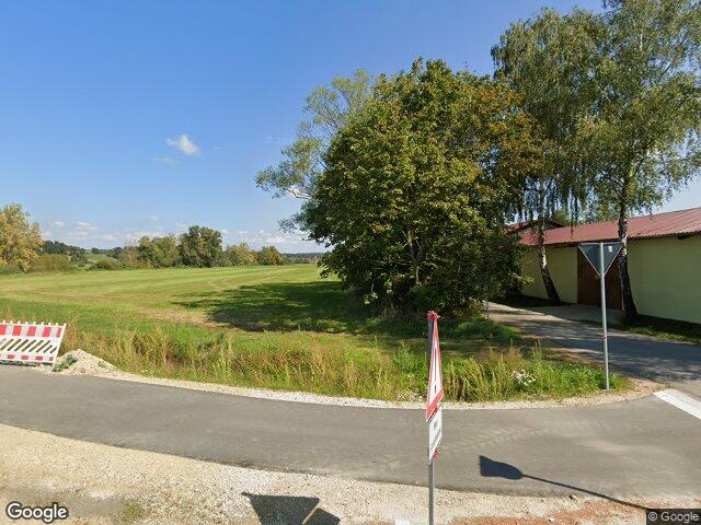 Zwangsversteigerung: Zweifamilienhaus in Pommersfelden, Wind