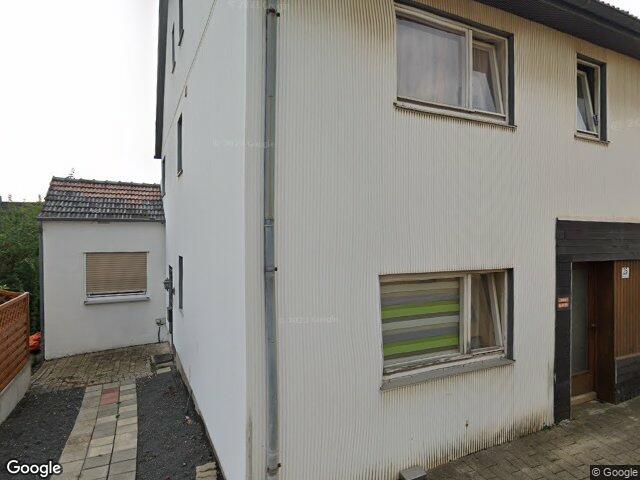 Zwangsversteigerung: Ein- bis Zweifamilienhaus - siehe Beschreibung in Ebersdorf bei Coburg, Frohnlach