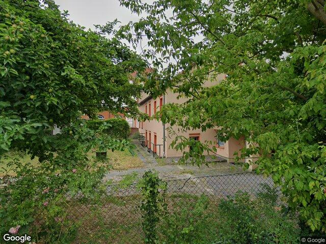Zwangsversteigerung: Wohn- und Geschäftshaus in Berlin, Wannsee