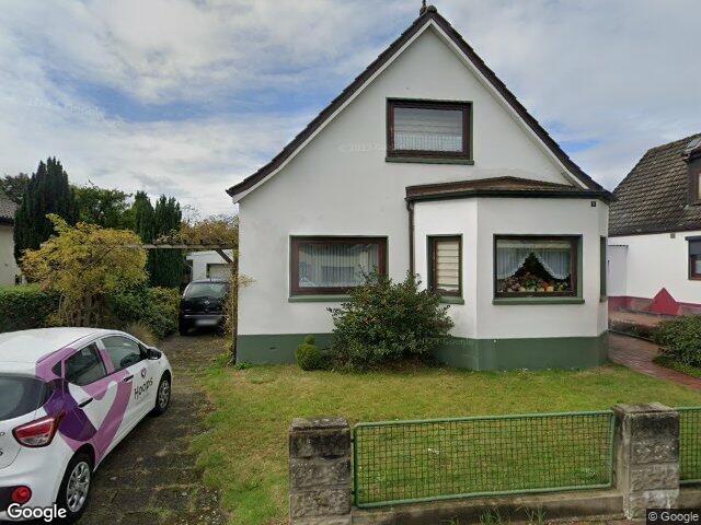 Zwangsversteigerung: Einfamilienhaus, Garage in Bremerhaven, Wulsdorf