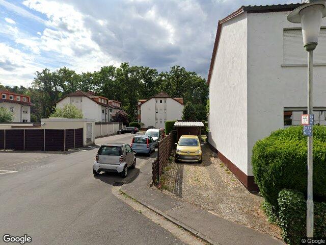 Zwangsversteigerung: Eigentumswohnung (3 bis 4 Zimmer) in Hainburg, Hainstadt