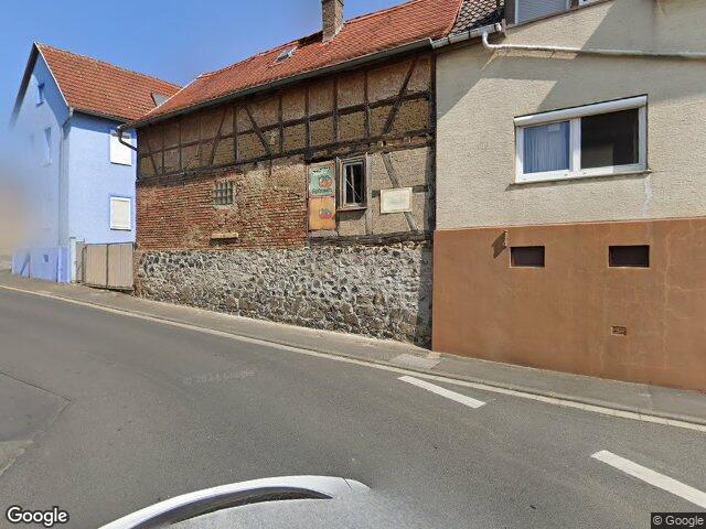 Zwangsversteigerung: Zweifamilienhaus in Bad Nauheim, Rödgen
