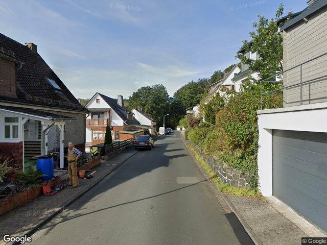 Zwangsversteigerung: Einfamilienhaus in Dietzhölztal, Rittershausen