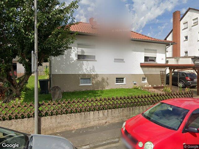Zwangsversteigerung: Einfamilienhaus, Garage in Gelnhausen, Roth