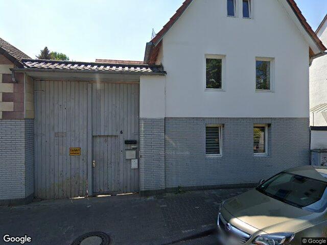 Zwangsversteigerung: Zweifamilienhaus, Kfz-Stellplatz, Mehrfamilienhaus, Garage in Dotzheim
