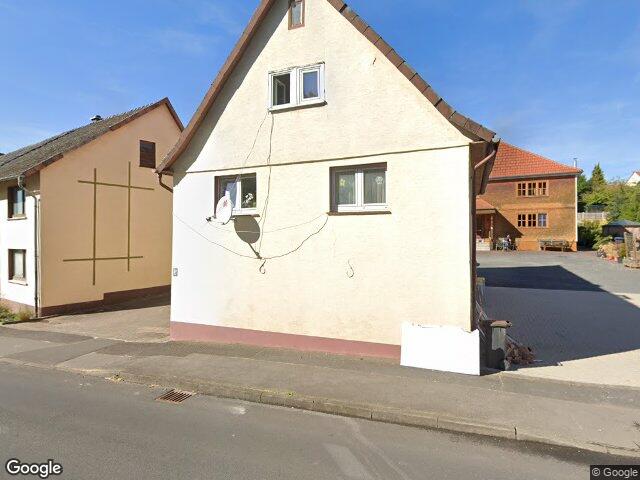 Zwangsversteigerung: Einfamilienhaus, Gartenland in Ebersburg, Weyhers