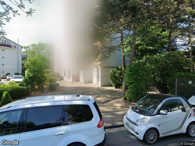 Zwangsversteigerung: Eigentumswohnung (3 bis 4 Zimmer), Kfz-Stellplatz in Maintal, Dörnigheim