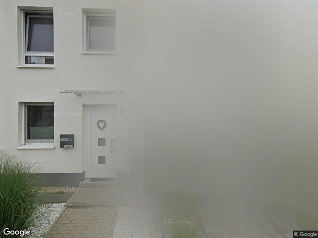 Zwangsversteigerung: Reihenhaus in Hammersbach, Langenbergheim