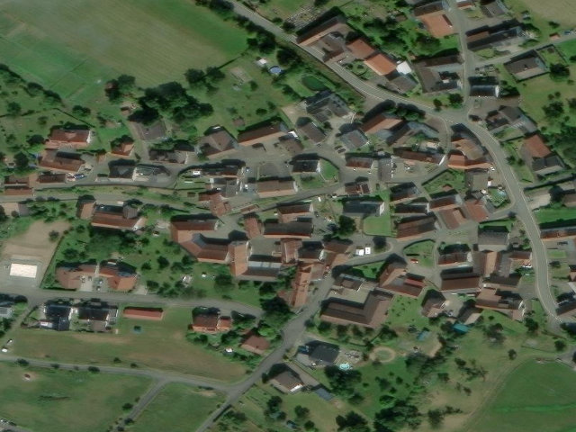 Zwangsversteigerung: Einfamilienhaus in Biedenkopf, Dexbach