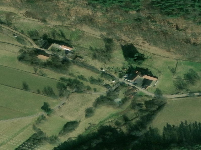 Zwangsversteigerung: Einfamilienhaus, land- und forstwirtschaftlich genutztes Grundstück in Ludwigsau, Oberthalhausen