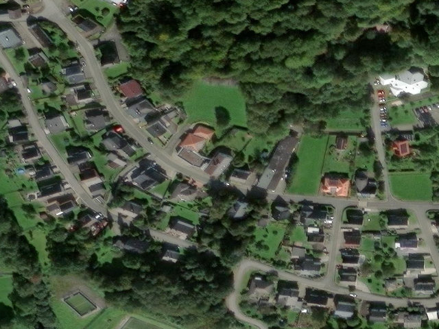 Zwangsversteigerung: Eigentumswohnung (ab 5 Zimmer), Gewerbeeinheit (z.B. Laden, Büro), Garage, Sonstiges in Greifenstein, Beilstein