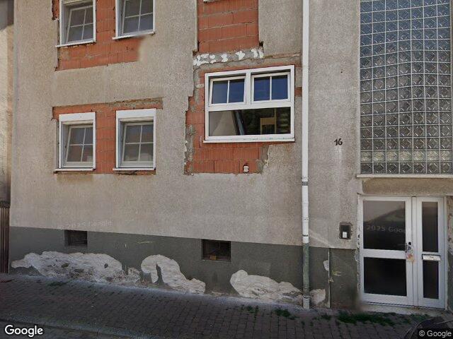 Zwangsversteigerung: Zweifamilienhaus in Fränkisch-Crumbach
