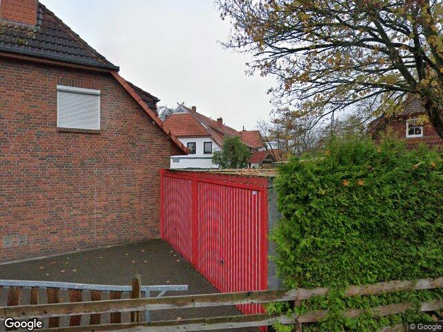 Zwangsversteigerung: Mehrfamilienhaus in Achim, Baden