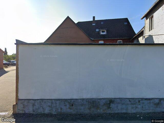 Zwangsversteigerung: Wohn-/Geschäftshaus in Bad Münder am Deister, Bakede