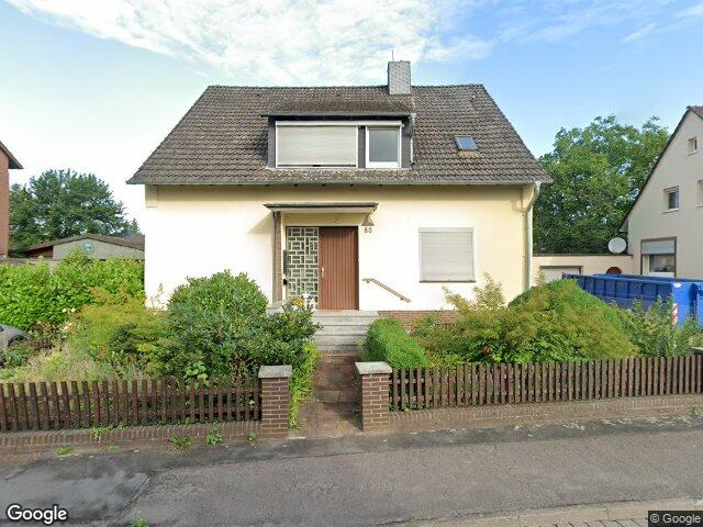 Zwangsversteigerung: Zweifamilienhaus in Wunstorf, Luthe