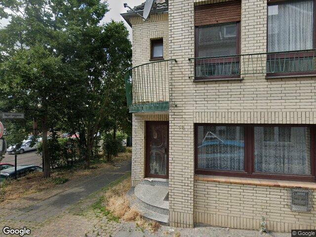 Zwangsversteigerung: Garage, Doppelhaushälfte in Viersen, Dülken