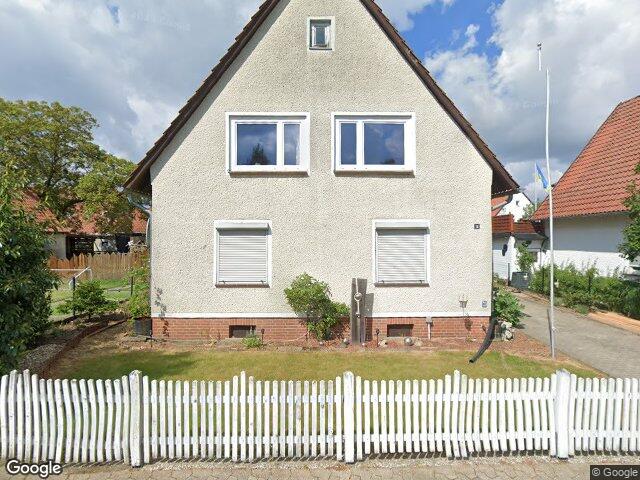 Zwangsversteigerung: Wohnhaus sowie eine Freisitzüberdachung in Hankensbüttel