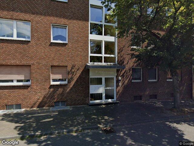 Zwangsversteigerung: Garage, Mehrfamilienhaus in Oberhausen