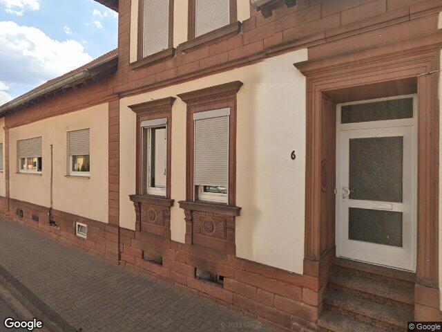 Zwangsversteigerung: Wohn-/Geschäftshaus in Kottweiler-Schwanden