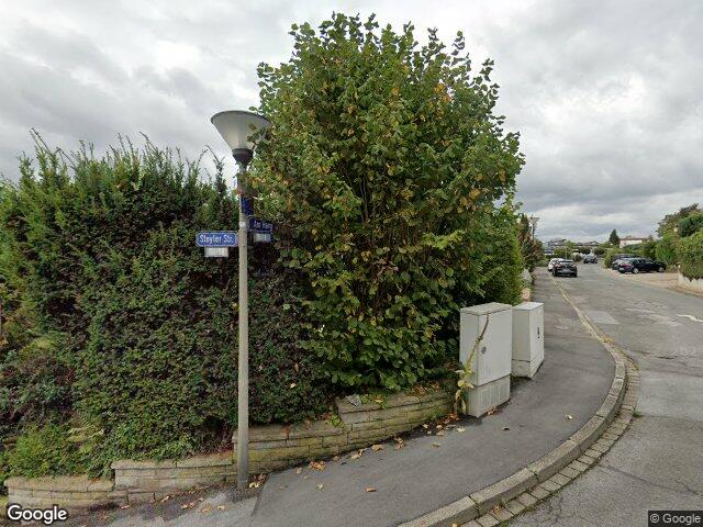 Zwangsversteigerung: Garage, Reihenhaus, Am Hang 78, 44287 Dortmund, Holzen-Sommerberg in Dortmund, Holzen