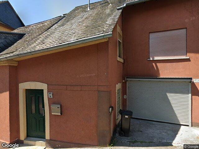 Zwangsversteigerung: Einfamilienhaus, Garage in Idar-Oberstein