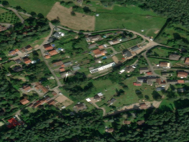 Zwangsversteigerung: Einfamilienhaus mit Einliegerwohnung, Garage in Hertlingshausen
