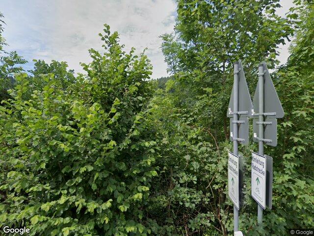 Zwangsversteigerung: 3-geschossiges Einfamilienwohnhaus (UG, OG, DG) mit Doppelgarage und Carport in Sankt Thomas