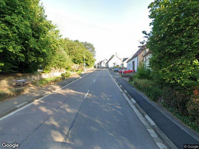 Zwangsversteigerung: Grünland, Wiese, leerstehendes 3-Familienhaus in Gersheim, Herbitzheim