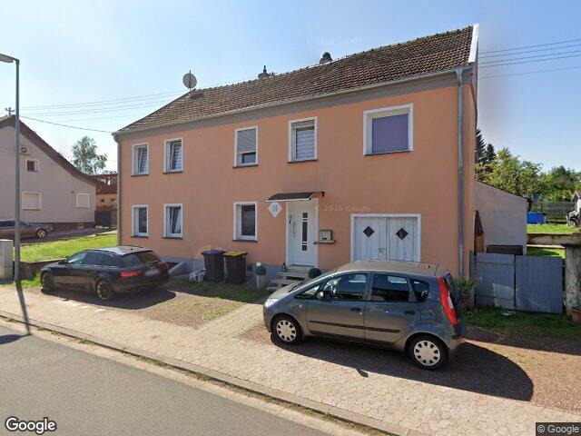 Zwangsversteigerung: Grundstück bebaut mit freistehendem Einfamilienhaus in Saarwellingen