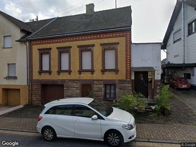 Zwangsversteigerung: Einfamilienhaus in Großrosseln