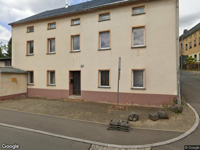 Zwangsversteigerung: Zweifamilienhaus in Oederan
